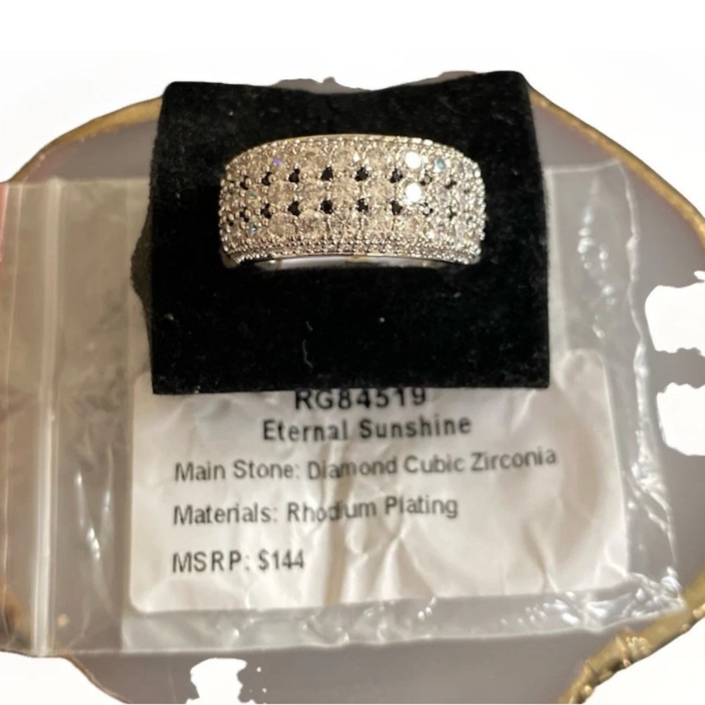 “Eternal Sunshine” Diamond Cubic Zirconia Rhodium Ring 7 BP